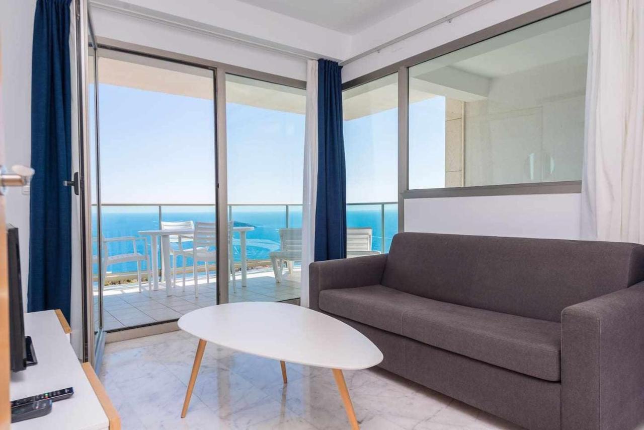 High Rise Apartment On The 39Th Floor With Private Terrace And Sea Views Benidorm Exterior foto