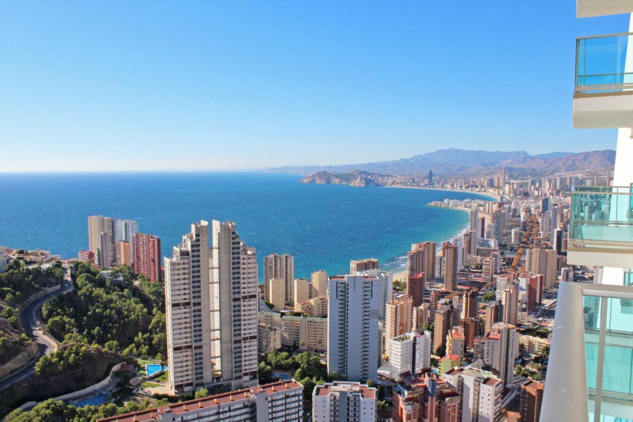 High Rise Apartment On The 39Th Floor With Private Terrace And Sea Views Benidorm Exterior foto
